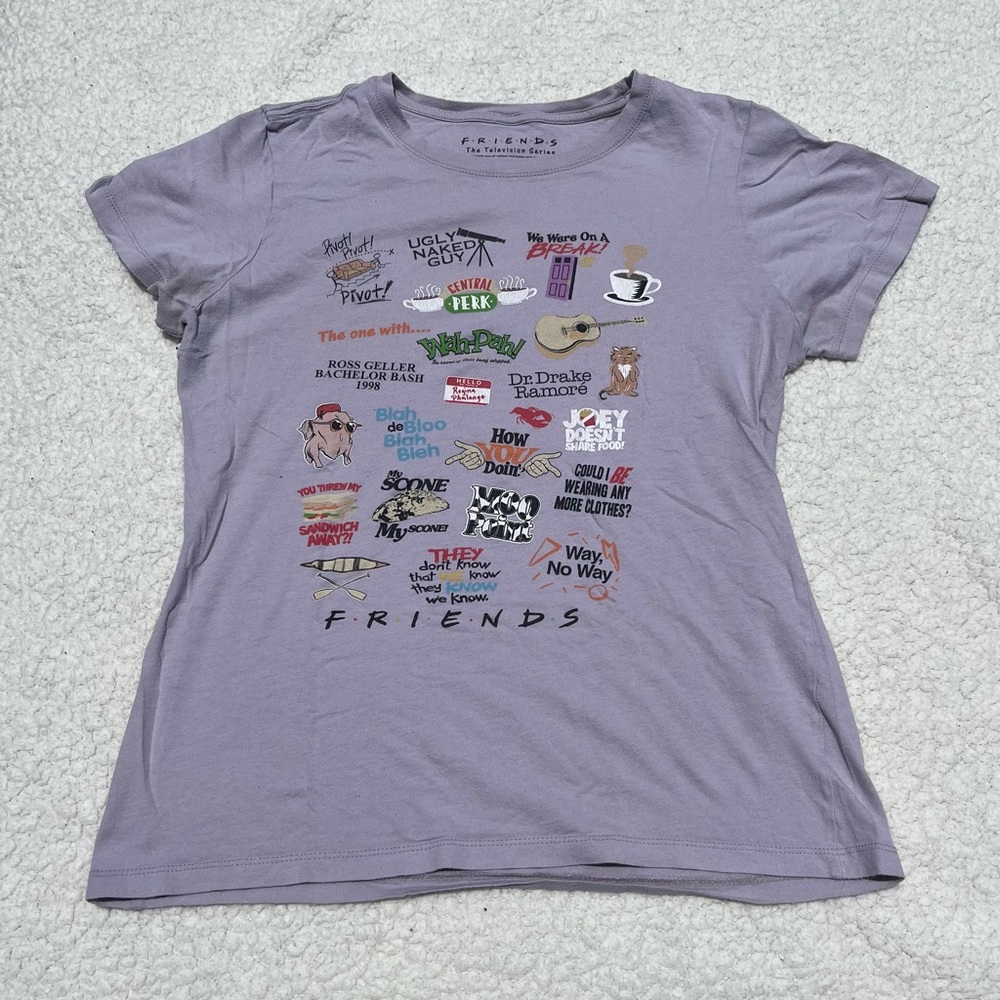 Friends TV Show Woman's Size Medium Grey Short Sleeve T-Shirt